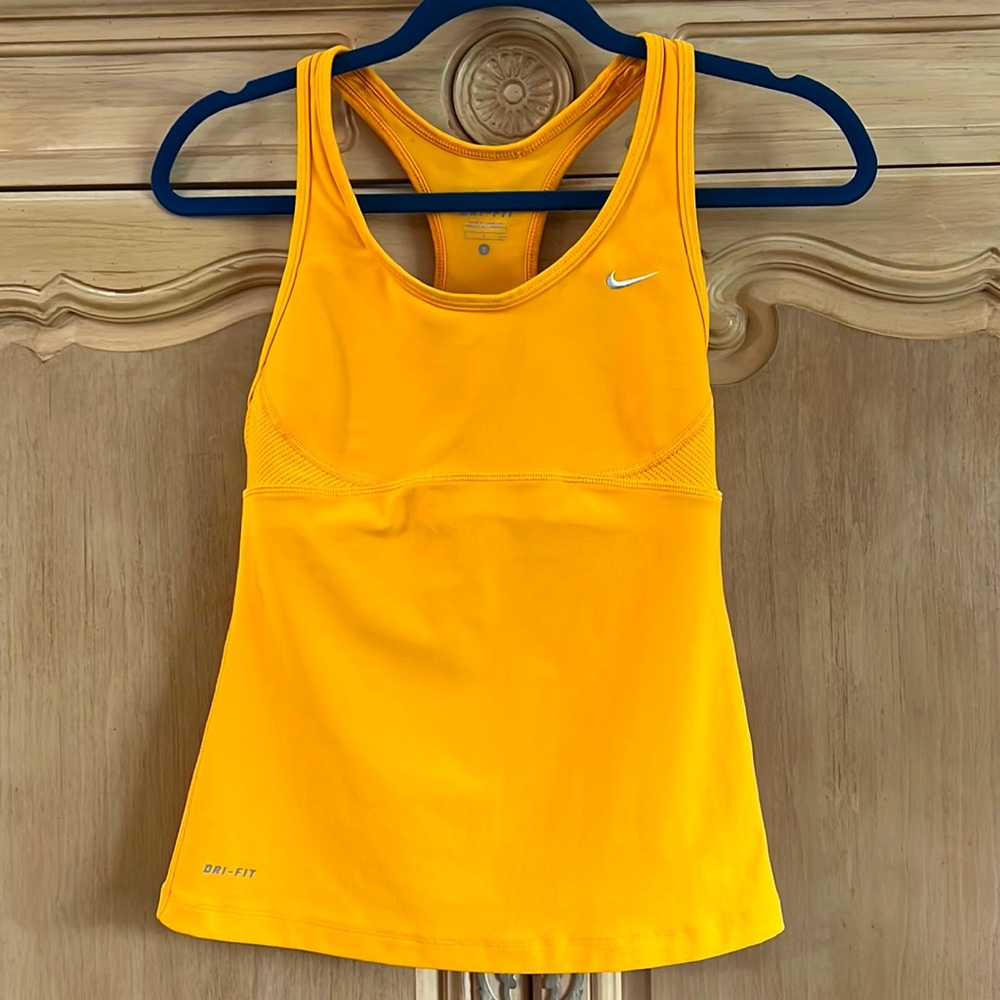 Nike Tennis Top.